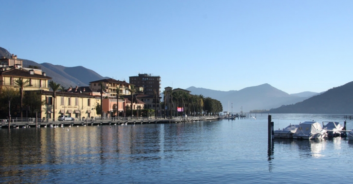 Musica e filosofia in riva al lago