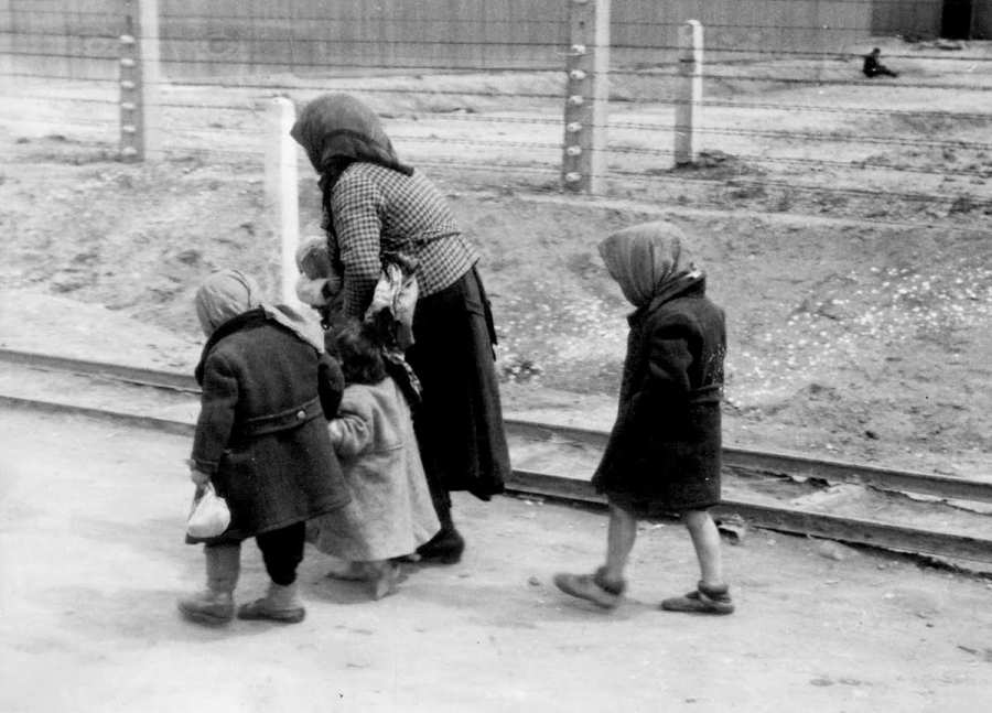 Shoah, fare Memoria con occhi femminili