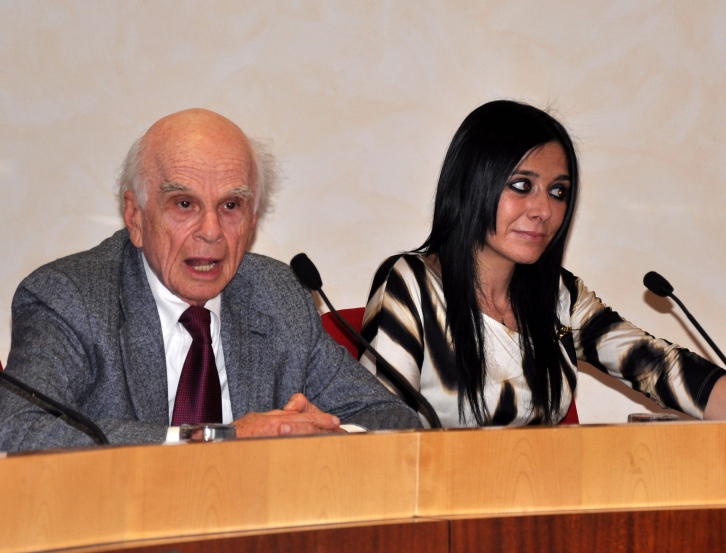 Ervin Laszlo e Francesca Nodari