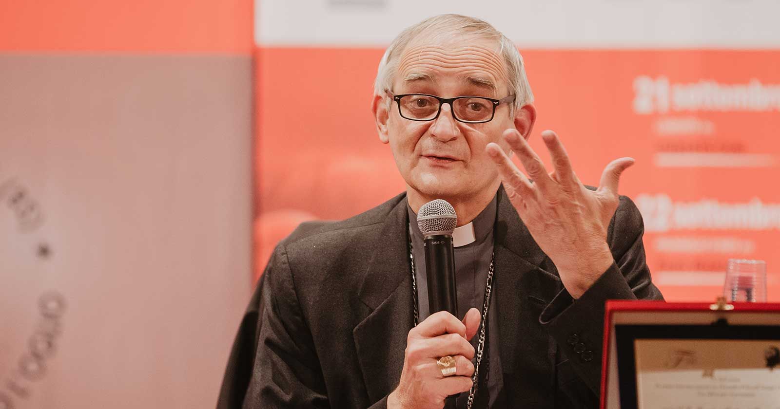 Cardinale Matteo Maria Zuppi - Essere Umani - 2020